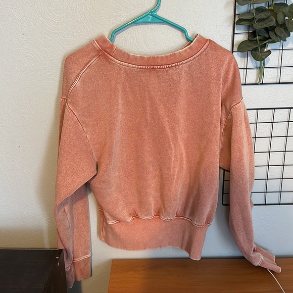 Really comfortable tank top for fall time - Picture 2 of 3